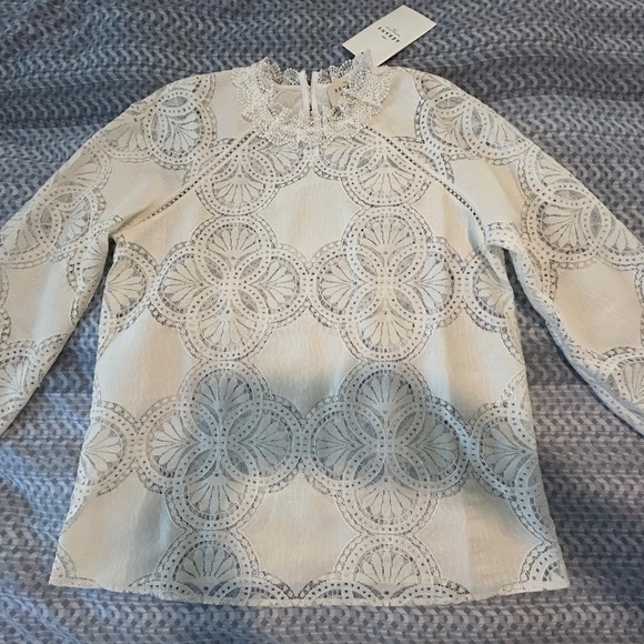 Sezane Bianca Blouse - Picture 2 of 10